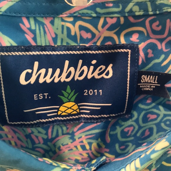 Chubbies Pineapple Shirt Mens Small Blue Pullover Hawaiian Tropical Beach Coast - Picture 2 of 10